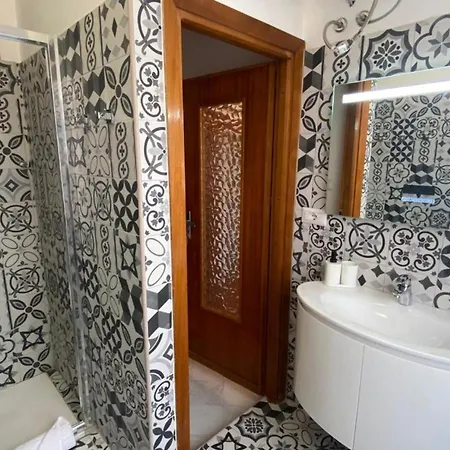 Elegant Three In Apartment Porto Torres