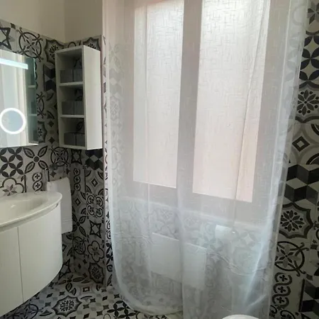 Elegant Three In Porto Torres